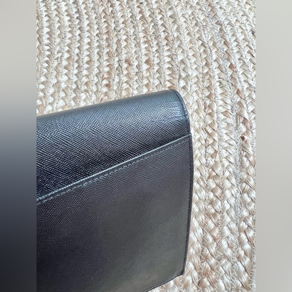 Vintage Yves Saint Laurent Clutch Black Saffiano Leather - Picture 13 of 16